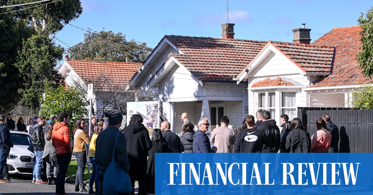 Property in Sydney, Melbourne and Perth: this is where investors are selling (and where you could find bargain) - Vimarsana News