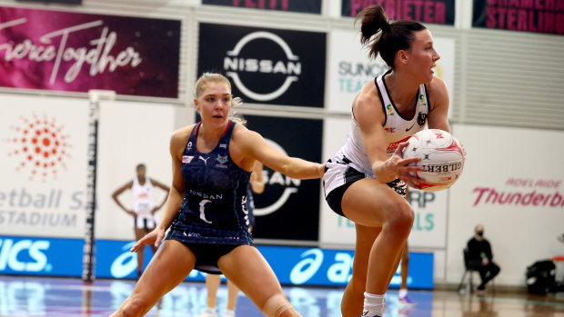 Magpies edge past Vixens in derby clash