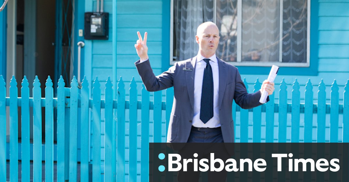 Melbourne auctions: Richmond's blue house snapped up for $1.681 million - Vimarsana News