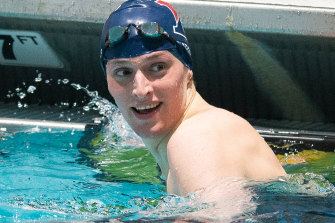 La nadadora estadounidense Lia Thomas se convirtió en la primera campeona transgénero de la NCAA cuando ganó el estilo libre de 500 yardas en marzo.