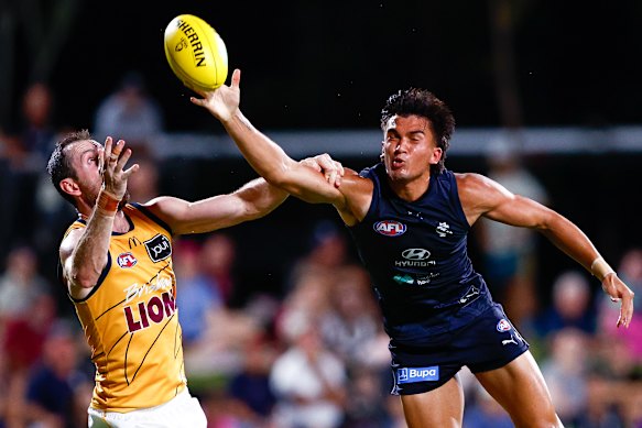 Ashton Moir spoils against the Lions.