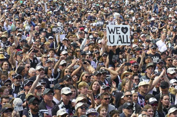 The Collingwood faithful.