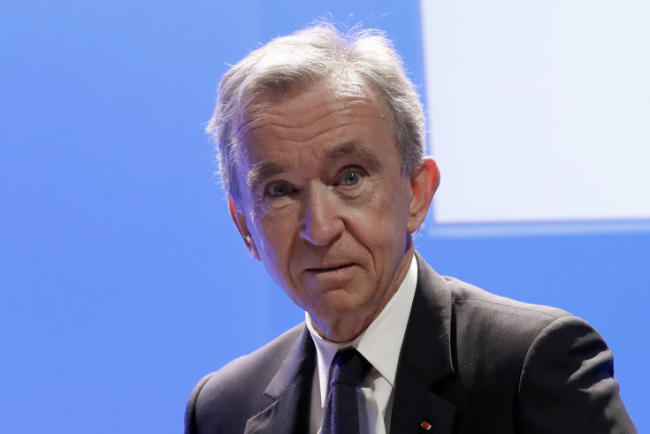 Bernard Arnault loses $5 billion as LVMH share price falls - Luxus Plus