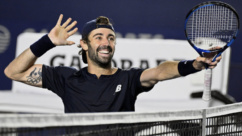 Atp thompson top