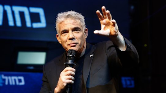 Yair Lapid has been handed a chance to send Benjamin Netanyahu into opposition.