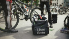 Food delivery in Paris: cash payments for insecure workers could be essential. 
