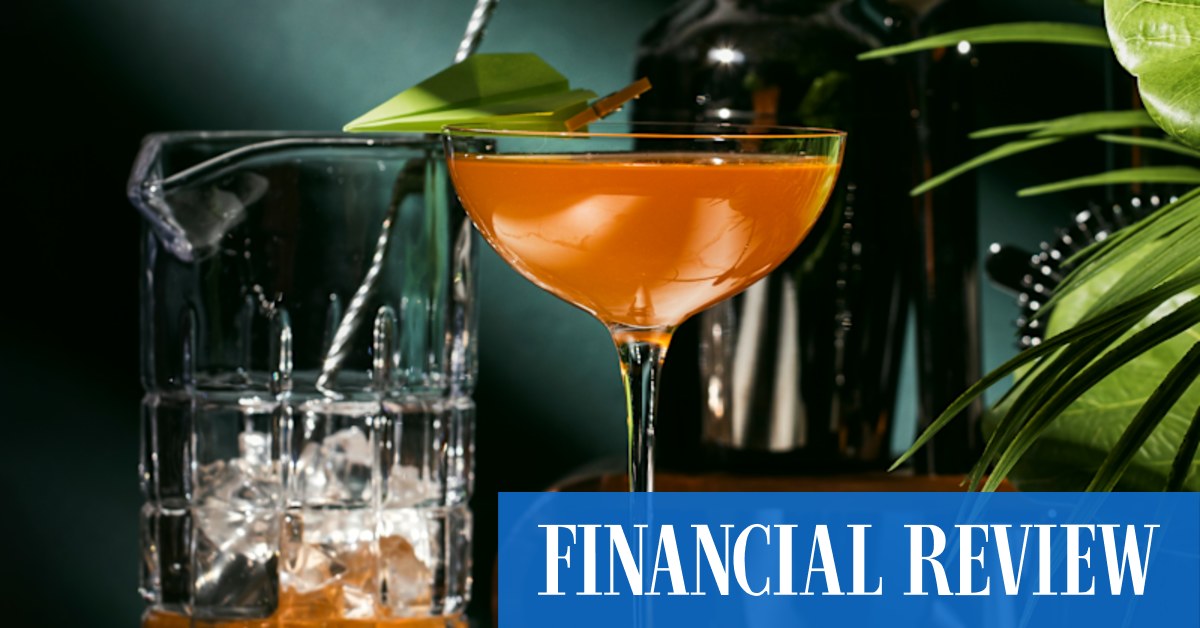 What to drink on a plane if you want to hit the ground running