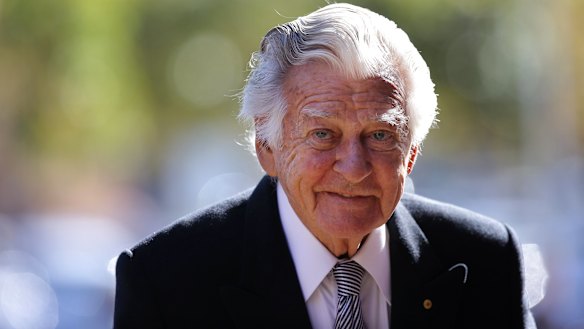 Hawke has been remembered for having the 'common touch'.