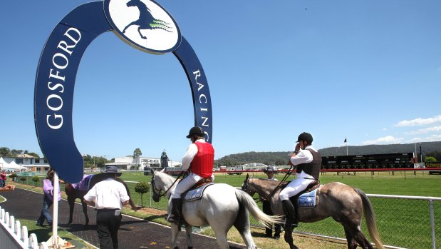 Racing returns to Gosford on Sunday with a seven-race card.