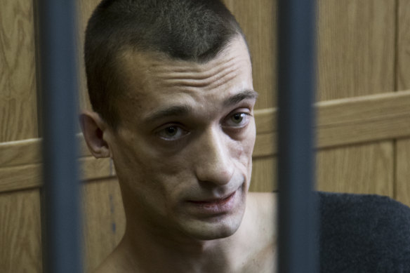 Russian artist Pyotr Pavlensky, pictured in a Moscow court in 2016, has been arrested by French authorities. 