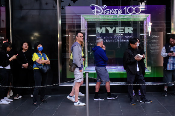 Shoppers line up outside Myer’s CBD store for the Boxing Day sale.