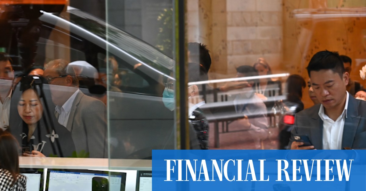 'On the street': Anxious Credit Suisse bankers flood headhunters - Vimarsana News
