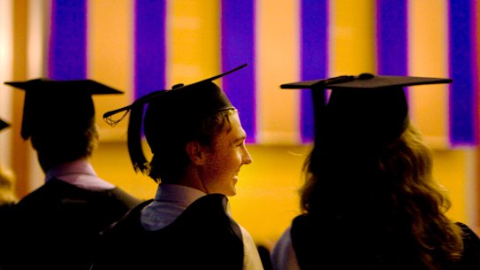 Western Sydney University vice chancellor Barney Glover will convene a meeting of university bosses next month to decide on a new set of principles for early offers.
