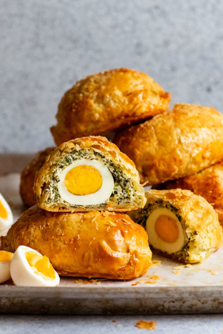 Recipetin Eats mini Easter pies, how to make torta pasqualina, egg