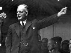 Andrew Leigh says leaders should be readers, a belief exemplified by former PM John Curtin.