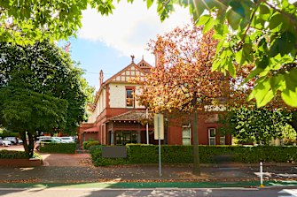 1 Clarendon Street in East Melbourne, Melbourne
