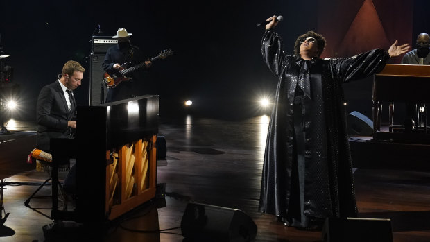 Chris Martin and Brittany Howard performing during the In Memoriam. 
