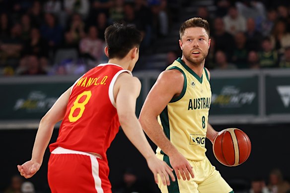 Dellavedova in action for the Boomers in 2024. He won a bronze medal at the Tokyo Olympics in 2021.