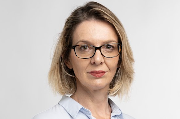 O repórter-chefe Jordan Baker é o novo editor do Herald.