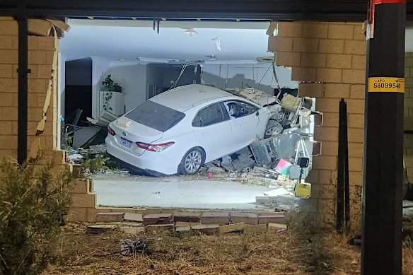 A car has ploughed into a home in Baldivis overnight.