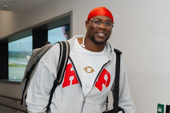 The players dressed for comfort on the flight.