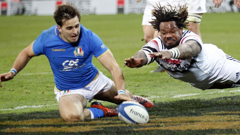 Blow: Brilliant young fullback Matteo Minozzi will not feature for Italy.