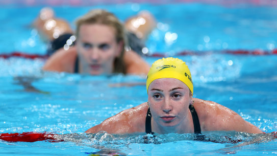 Mollie O’Callaghan and Ariarne Titmus.