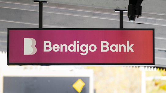 Bendigo Bank is embracing technology to cut costs. 