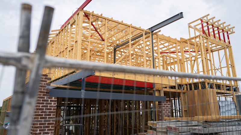 Scheme to stamp out home building defects in Victoria delayed 14 years