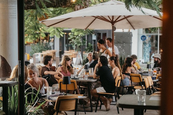 Theo’s Social Club has a laidback atmosphere. 