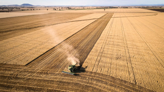 About 60 per cent of the cropping industry’s emissions are generated on-farm. 