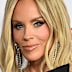 Jenny McCarthy is now living in a tent after being diagnosed with mould poisioning. 