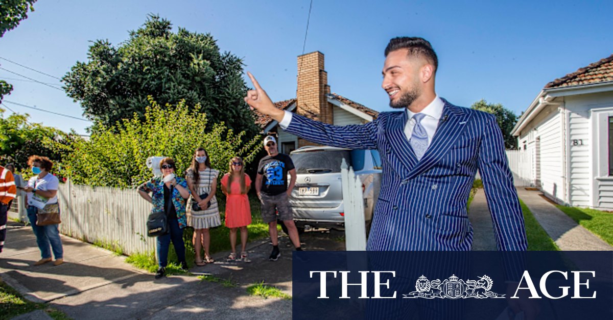 Melbourne auctions: Sellers of Newport house ecstatic at hot competition - Vimarsana News