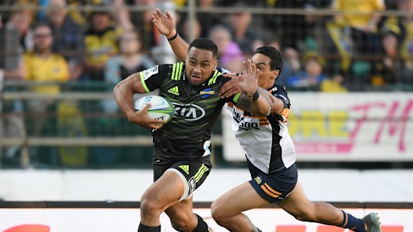 Playing catch up: The Brumbies were always scrambling to stay in the contest against the Hurricanes.