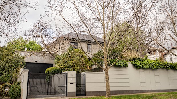 Mario Verrocchi comprou uma mansão em Toorak por mais de 20 milhões de dólares.