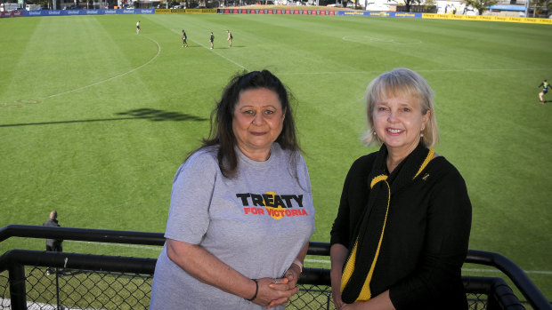 Indigenous activist Jill Gallagher with Richmond president Peggy O'Neal.