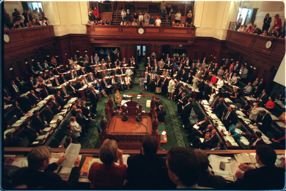 Constitutional Convention, Old Parliament House, Canberra.  Last day and the first of the votes take place with those standing ready to hand in their ballot papers.  13th February, 1998.