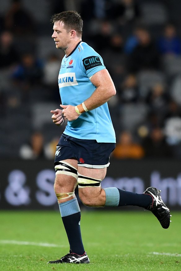 Off: Jed Holloway leaves the field after his  red card against the Sharks.