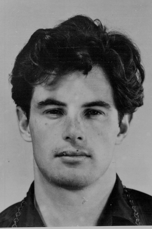 Mugshot of Kevin Simmonds.