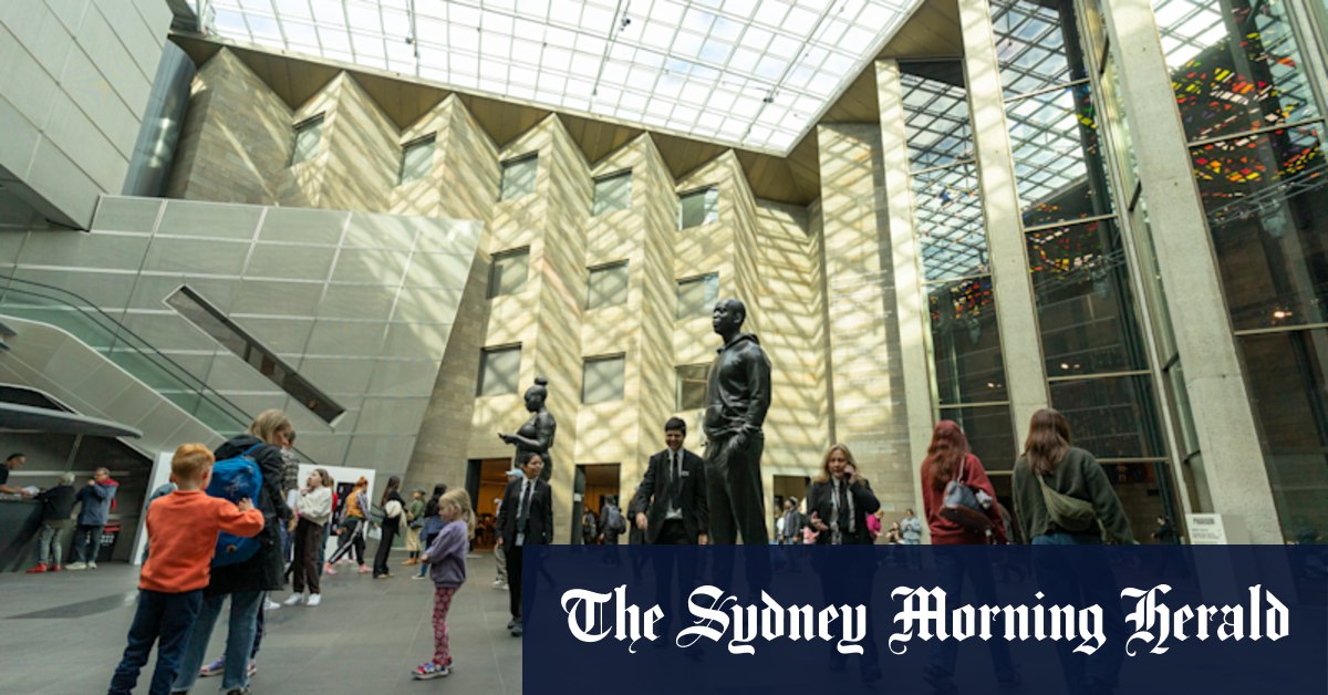 How to go behind the scenes at two Melbourne icons
