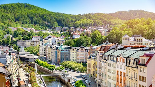 Karlovy Vary faz parte do trio de cidades termais boêmias da República Tcheca.