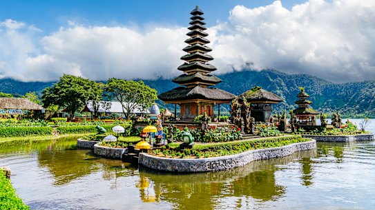 Pura Ulun Danu Bratan temple, with its multi-tiered shrine, and Lake Bratan, is famed Balinese landmark.