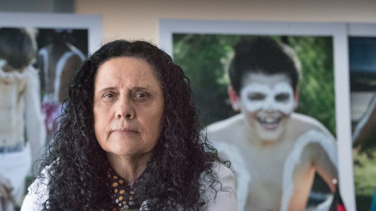 Victorian Aboriginal Child Care Agency Muriel Bamblett is pleading with parliamentarians to put Aboriginal children before politics. 