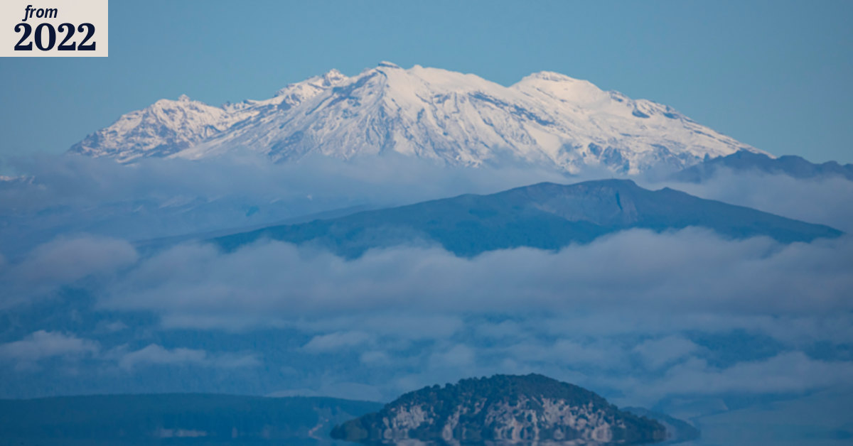Volcanoes: Alert level raised for New Zealand volcano that caused ...
