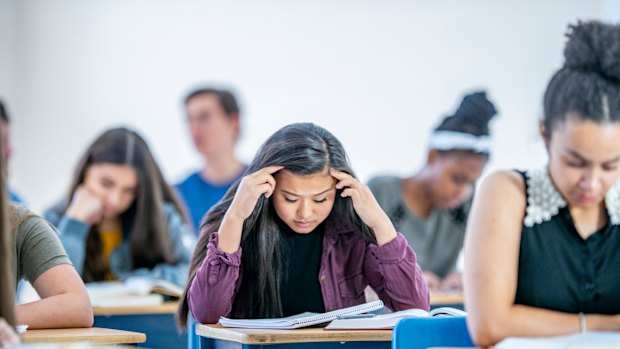 A study of more than 6600 teenagers has revealed almost one in four students reported mental health problems.