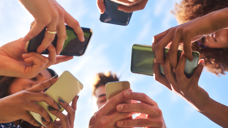 Let’s stalk each other: The perks of tracking your friends’ location