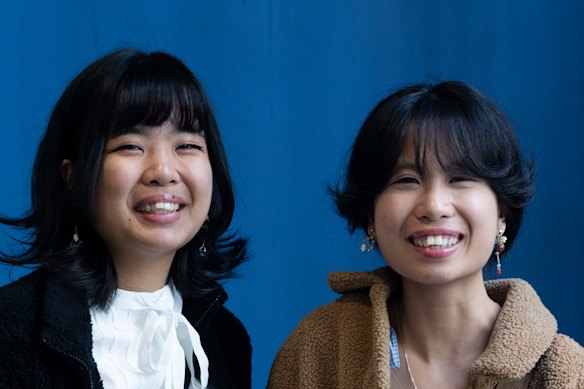 Laura and Clara Ebba, 18, both studied HSC Standard English in 2024 and received marks in their 80s.