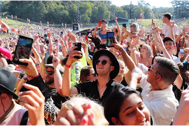 Müzik festivalindeki hap ölümleriyle ilgili adli tıp uzmanı, hap testi denemelerini denetlemek için bu hafta sonu Splendour in the Grass'ta.