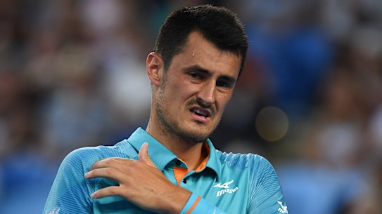 Bernard Tomic has hit back at Lleyton Hewitt.