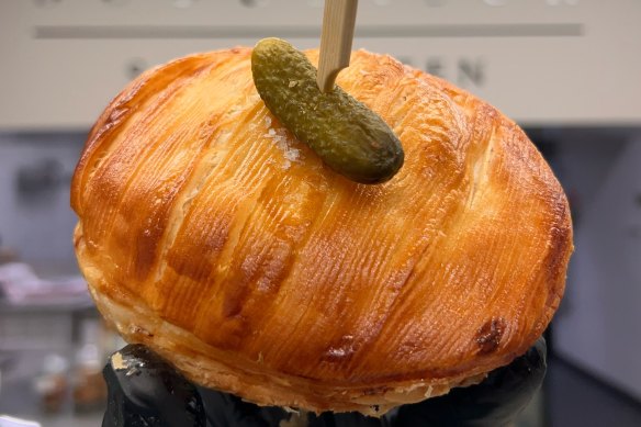 Sebastien Sans Gluten’s raclette feuillete pie.